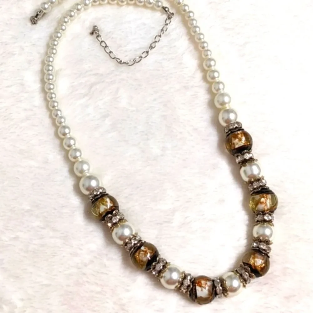 Vintage 90's Faux Pearl/Glass Beads & Rondal Rhinestone Bead Necklace